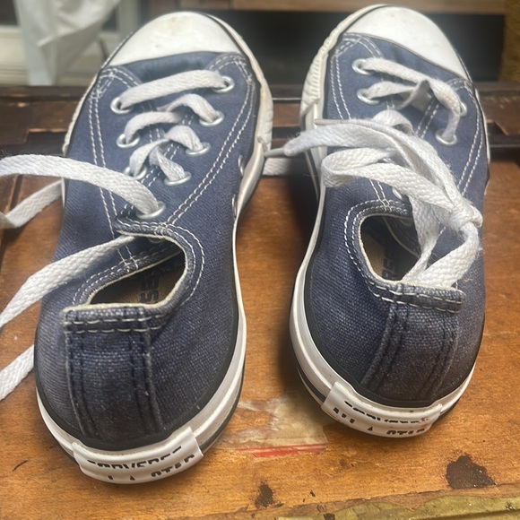 Converse - Picture 3 of 4